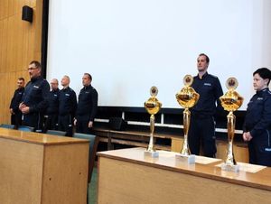 Policjanci podczas Konkursu na Najlepszego Oskarżyciela Publicznego garnizonu łódzkiego.