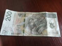 fałszywy banknot 200 złotych,  tzw. banknoty prezentowe