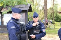 Policjanci zabezpieczają Dożynki Prezydenckie w Spale