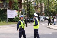 Policjanci zabezpieczają Dożynki Prezydenckie w Spale