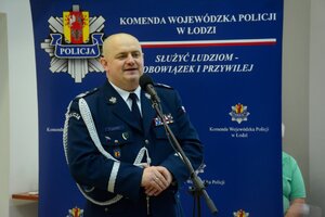Komendant składa podziękowania pracownikom cywilnym.