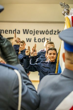 Policjanci podczas ślubowania.