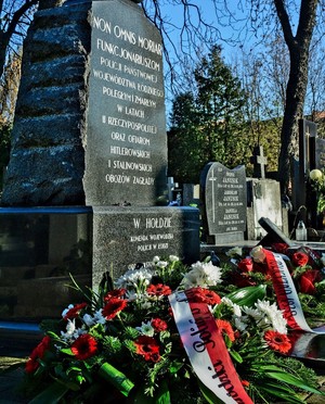 Cmentarz Stary w Łodzi, uroczystość uczczenia pamięci policjantów poległych na służbie.