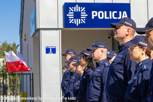 Policjanci podczas uroczystości otwarcia posterunku
