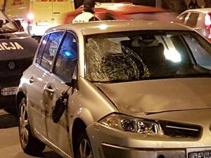 policjanci na miejscu wypadku