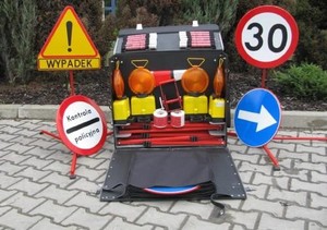 znaki drogowe, zestaw dla ruchu drogowego.