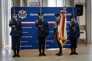 Sztandar Komendy Wojewódzkiej Policji w Łodzi.