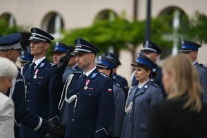 Policjanci w trakcie uroczystości.