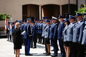Policjanci w trakcie uroczystości.