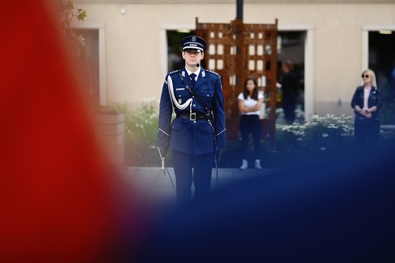 Policjanci w trakcie uroczystości.