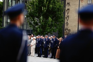 Policjanci w trakcie uroczystości.