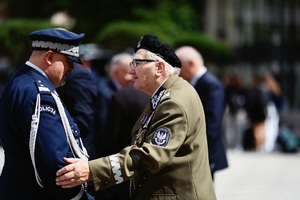 Policjanci w trakcie uroczystości.