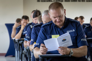 Policjanci w trakcie zmagań konkursowych.