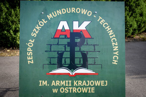 Znak Polski Walczącej.