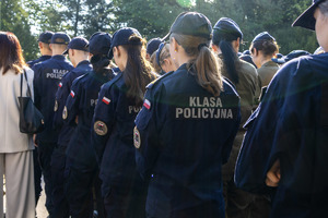 Uczniowie podczas uroczystości.