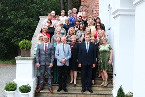 Wspólne zdjęcie uczestników spotkania.