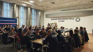 Szkolenie dla policjantów o ochronie zwierząt.