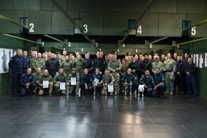 Zbiorowe zdjęcie z konkursu.