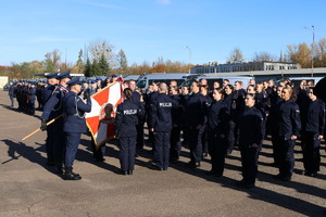 Policjanci w trakcie ślubowania.