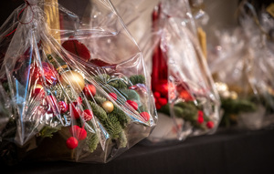 Stroiki świąteczne w foliach.