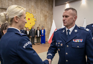 Komendant przekazuje rozkaz p.o naczelniczce Wydziału Doboru.