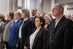 Uhonorwani pracownicy cywilni.