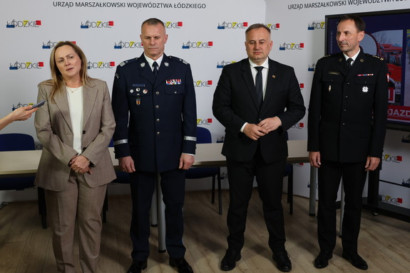 Zaproszeni goście podczas podpisywania porozumienia.