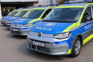 Oznakowane radiowozy.