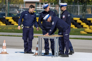 Policjanci ruchu drogowego.