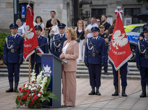 Zaproszony gość podczas przemówienia.