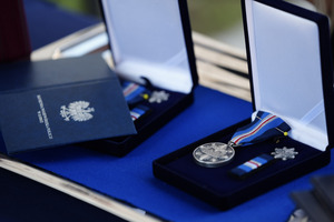 Medal.