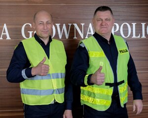 komendanci w odblaskach