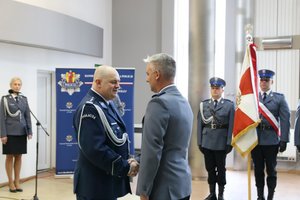 gratulacje od KWP w Łodzi odbiera powołany Zastepca KMP w Łodzi