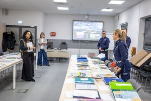 komisja w trakcie oceny prac konkursowych.