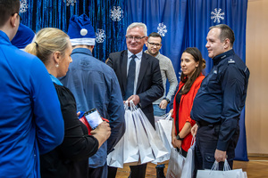 Niebieskie Mikołajki w Szkole Podstawowej Specjalnej numer 128 w Łodzi.