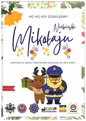 Policjanci wraz z dziećmi podczas świątecznego wydarzenia pod nazwą Niebieskie Mikołajki.