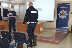 Policjanci ruchu drogowego w trakcie zajęć na kursie specjalistycznym RDo-3/21