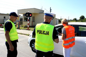 Policjanci podczas wspólnych działań z funkcjonariuszami SOK.