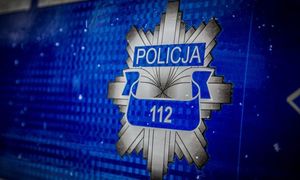 Gwiazda policyjna z napisem 112.