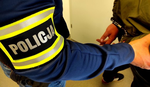 Zatrzymany z policjantem.