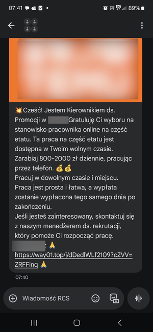 Wiadomość sms z ofertą zarobku.
