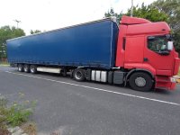 Zatrzymany pojazd ciężarowy
