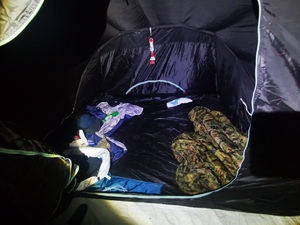 Namiot w którym spali sprawcy.