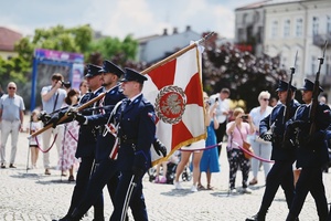 Sztandar podczas uroczystości.
