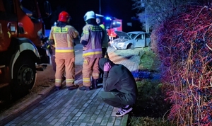 Służby pracujące na miejscu.