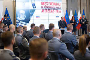 Uroczyste wręczenie medali im. podkomisarza policji Andrzeja Struja