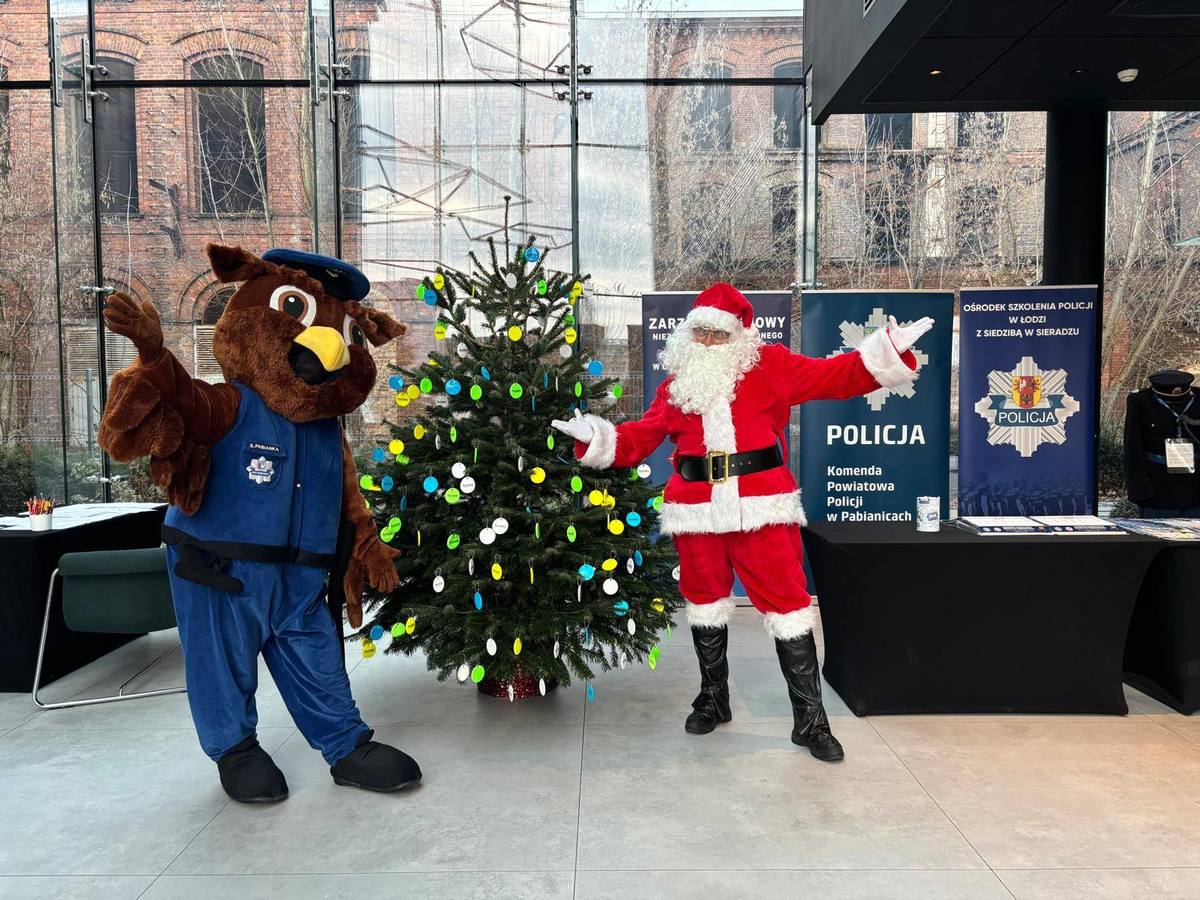 Policyjne pomaganie przez świąteczne koncertowanie - wyjątkowy koncert w Pawelanie już za nami