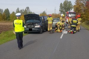 Policjanci na zdarzeniu drogowym