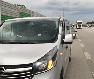 Uszkodzony opel.