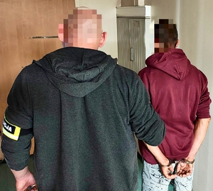 Trzech mężczyzn aresztowanych za rozbój w centrum Radomska.